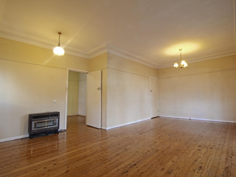 8 England Street, Wollongong NSW 2500