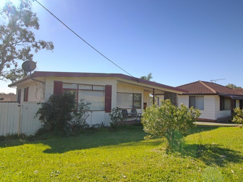 28 Parkside Drive, Dapto NSW 2530