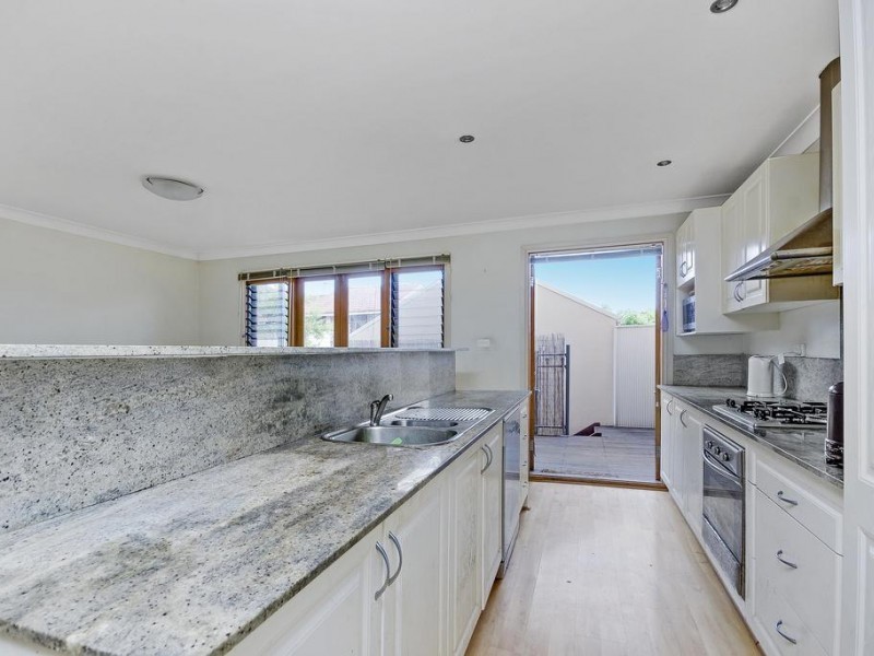 11/24-28 Fisher Street, Wollongong NSW 2500