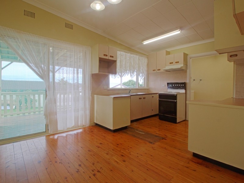 28 Parkside Drive, Dapto NSW 2530