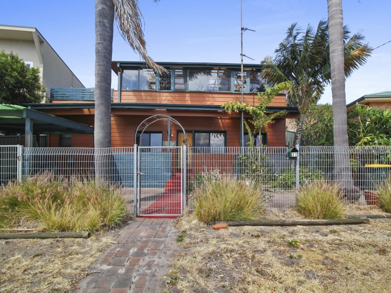 22 Illowra Parkway, Primbee NSW 2502