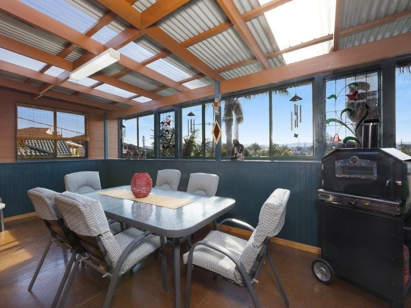 22 Illowra Parkway, Primbee NSW 2502