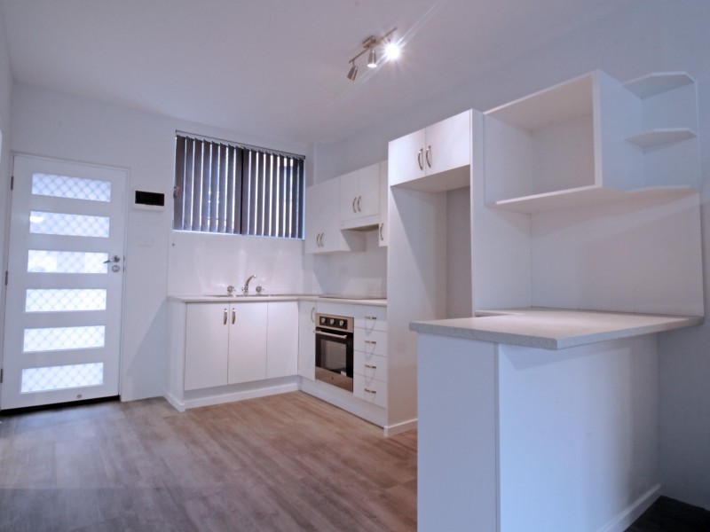 3/57 New Dapto Road, Wollongong NSW 2500