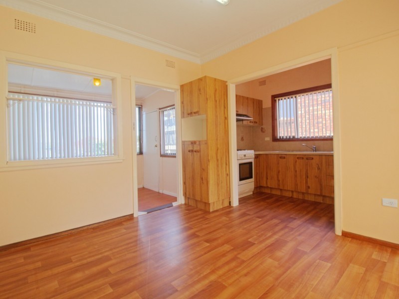 77 Robertson Street, Port Kembla NSW 2505