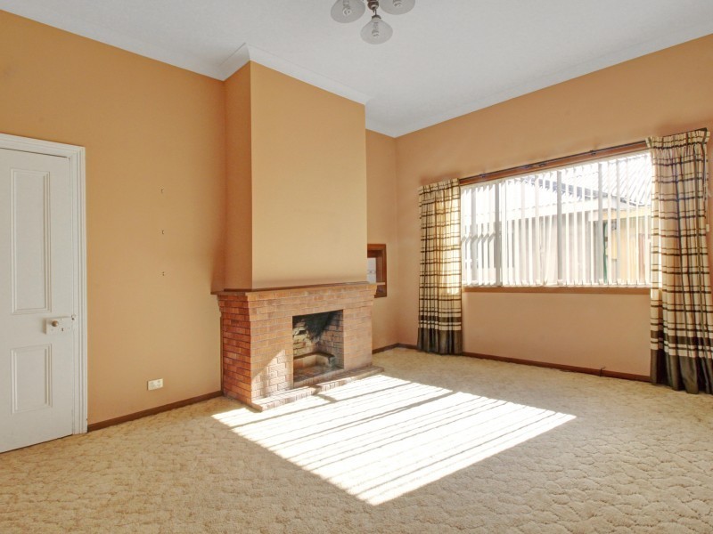 44 Gladstone Street, Bellambi NSW 2518