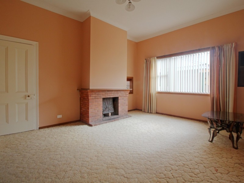 44 Gladstone Street, Bellambi NSW 2518