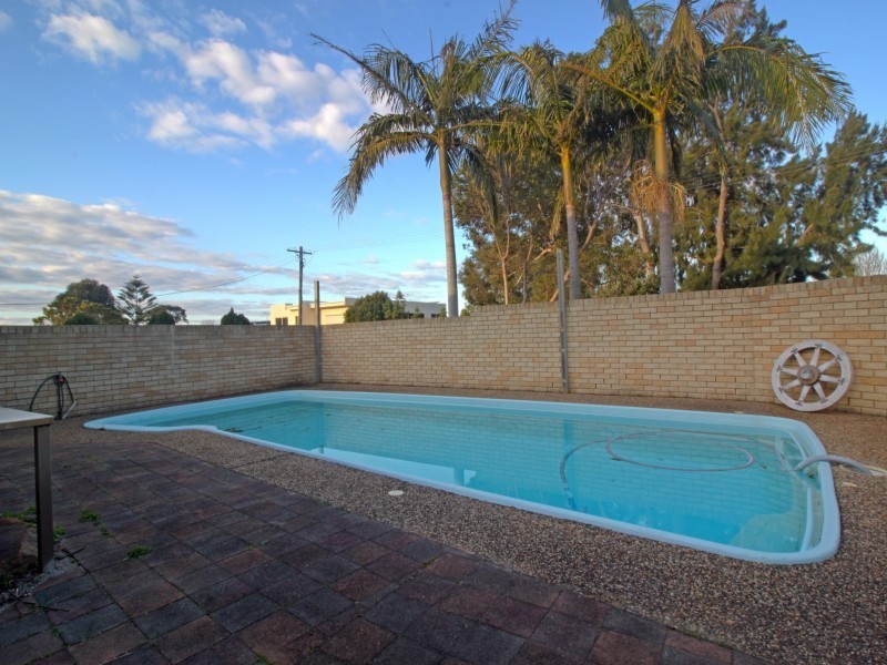 26 McMahon Street, Fairy Meadow NSW 2519