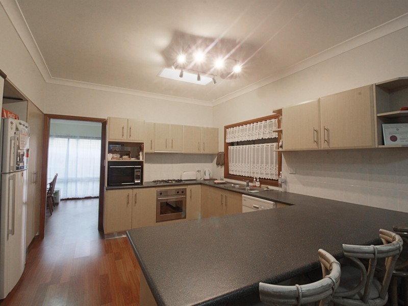 26 McMahon Street, Fairy Meadow NSW 2519