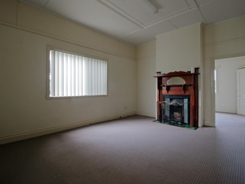 House 21 Kembla Street, Balgownie NSW 2519