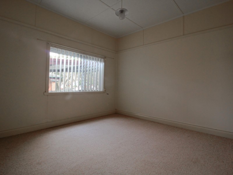 House 21 Kembla Street, Balgownie NSW 2519