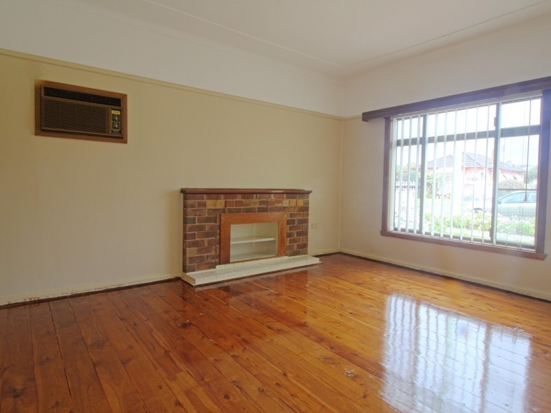 11 Hoskins Street, Gwynneville NSW 2500