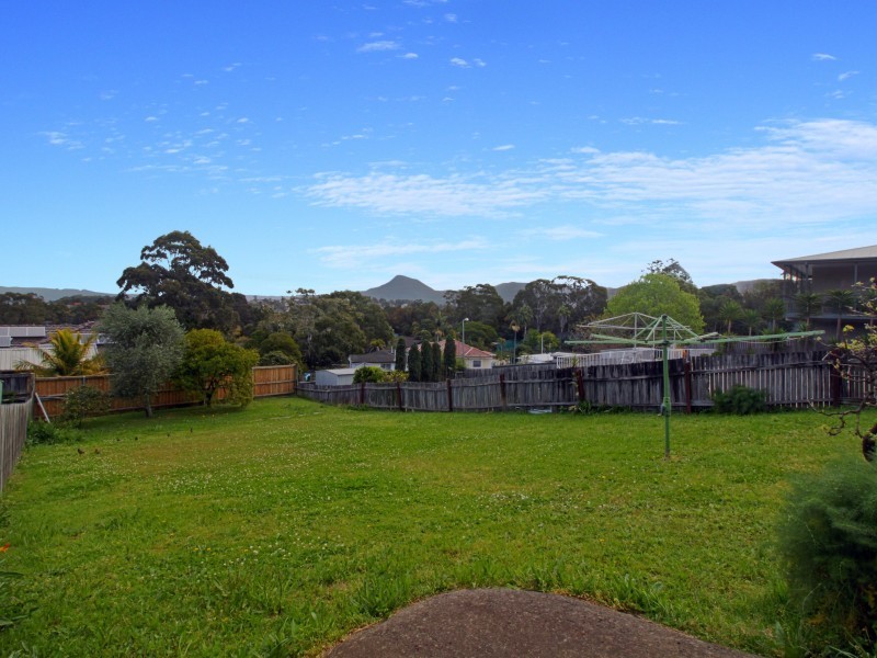 17 Mount Keira Road, West Wollongong NSW 2500