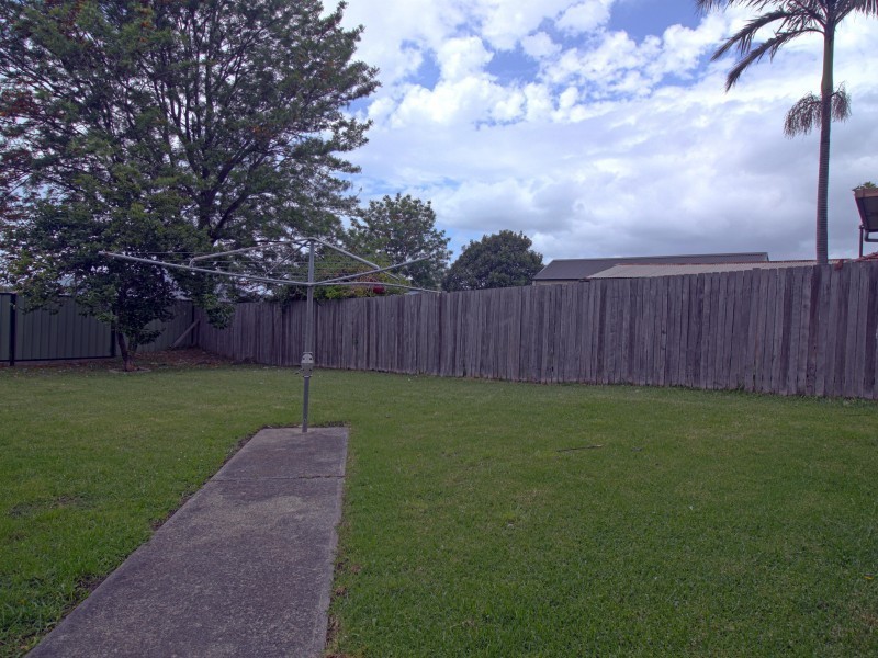 43 Sammat Avenue, Barrack Heights NSW 2528