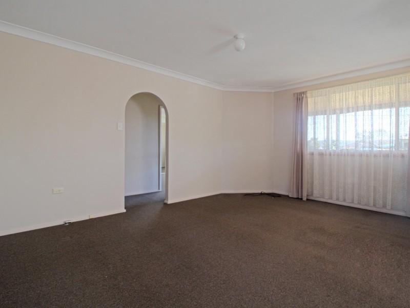 85 Deakin Street, Oak Flats NSW 2529