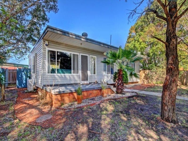 27 Culgoa Crescent, Koonawarra NSW 2530