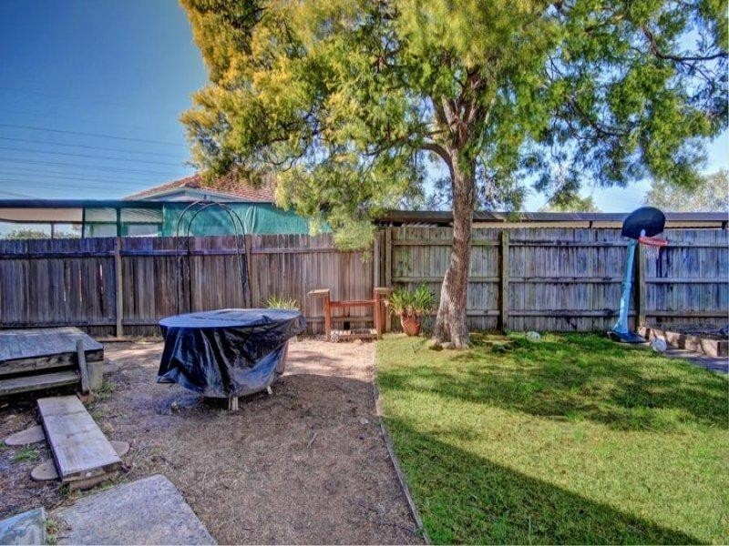 27 Culgoa Crescent, Koonawarra NSW 2530