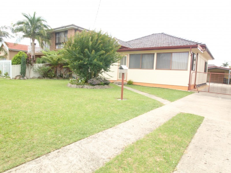 8  George Street, Towradgi NSW 2518