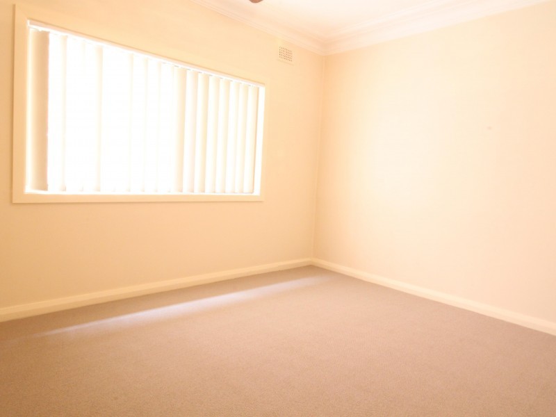 8  George Street, Towradgi NSW 2518