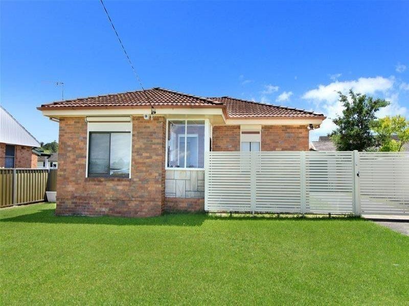 14 Burke Way, Berkeley NSW 2506