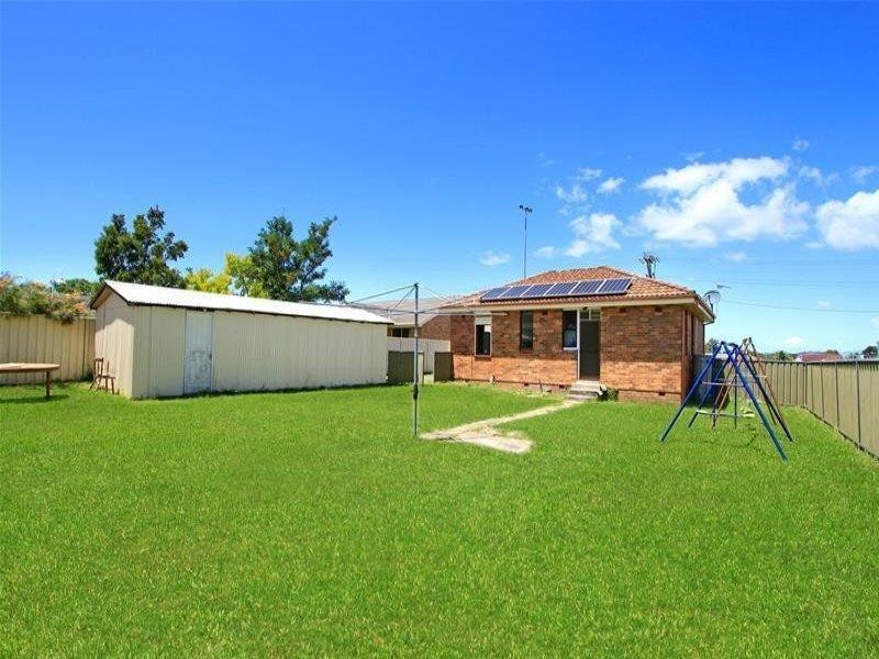 14 Burke Way, Berkeley NSW 2506