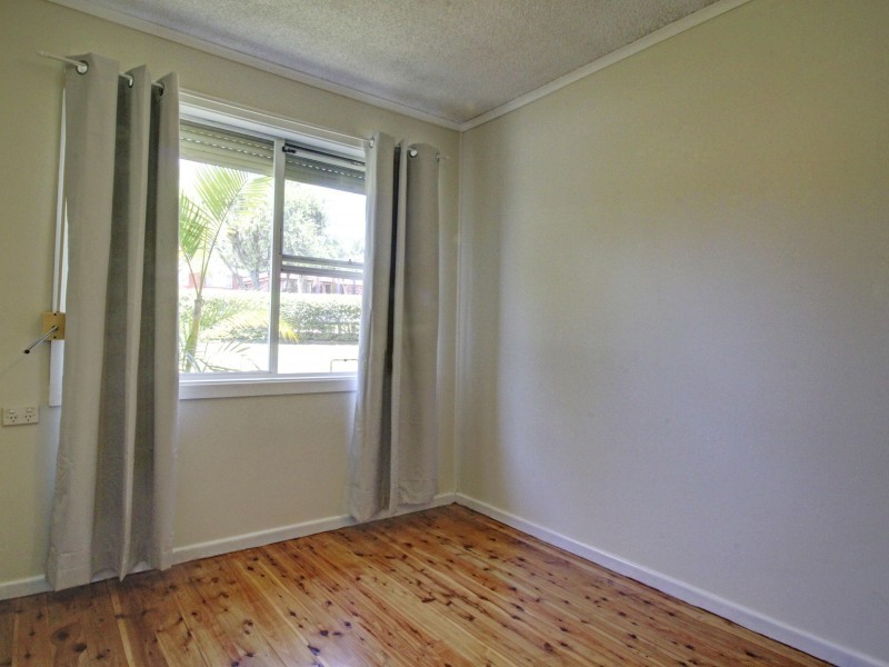 132 Lake Entrance Road, Mount Warrigal NSW 2528