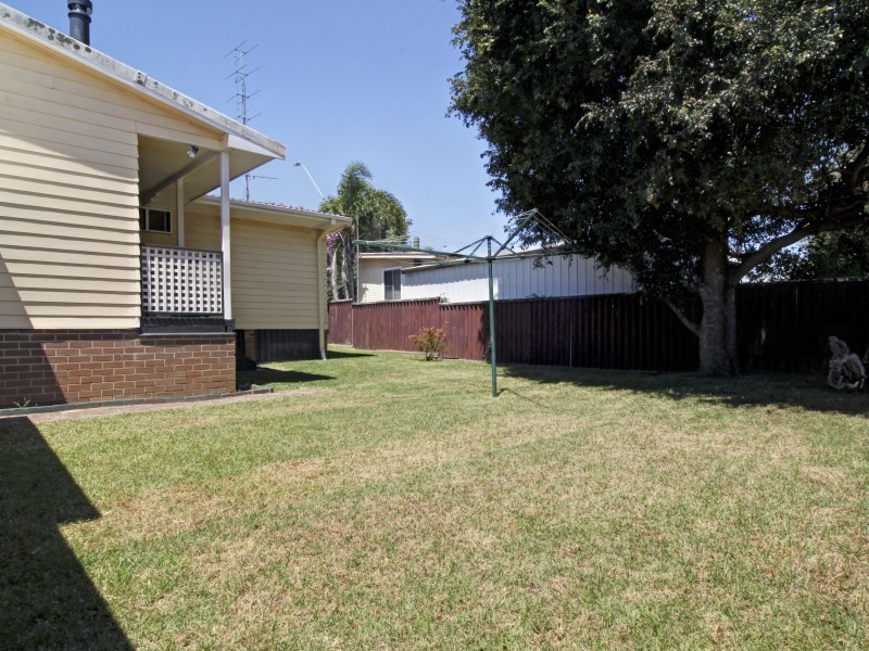 132 Lake Entrance Road, Mount Warrigal NSW 2528