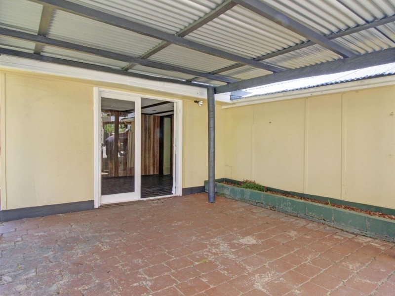 132 Lake Entrance Road, Mount Warrigal NSW 2528