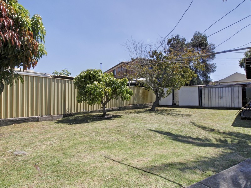 18 Todd Street, Warrawong NSW 2502
