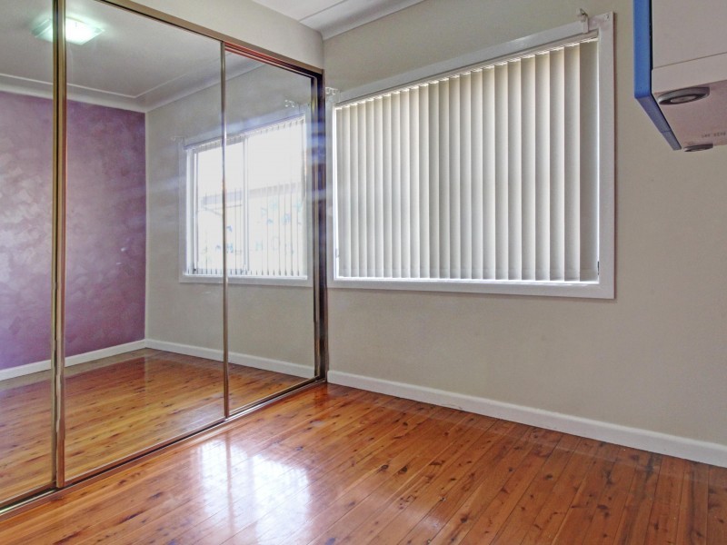 18 Todd Street, Warrawong NSW 2502