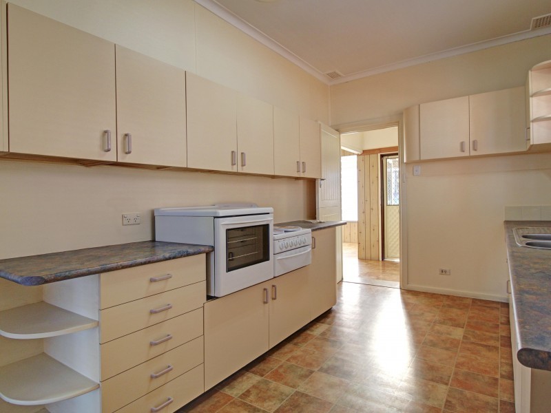 24 Robertson Street, Port Kembla NSW 2505