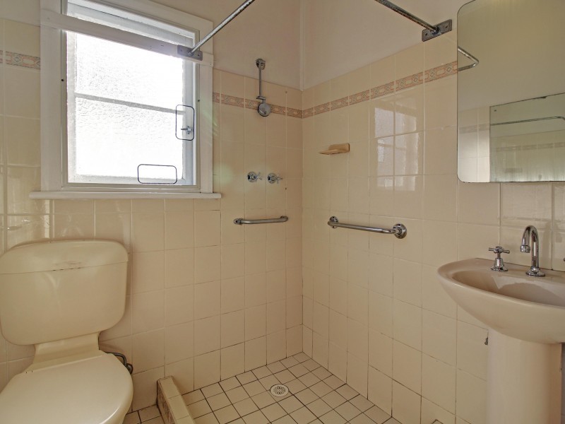 33 Donald Street, Fairy Meadow NSW 2519