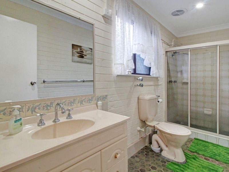 17a Medway Drive, Mount Keira NSW 2500