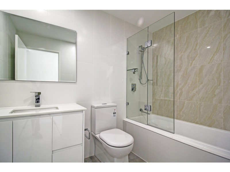 304/30 Burelli Street, Wollongong NSW 2500