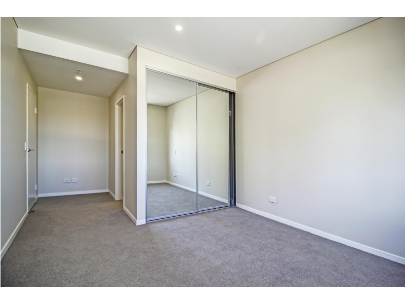 304/30 Burelli Street, Wollongong NSW 2500