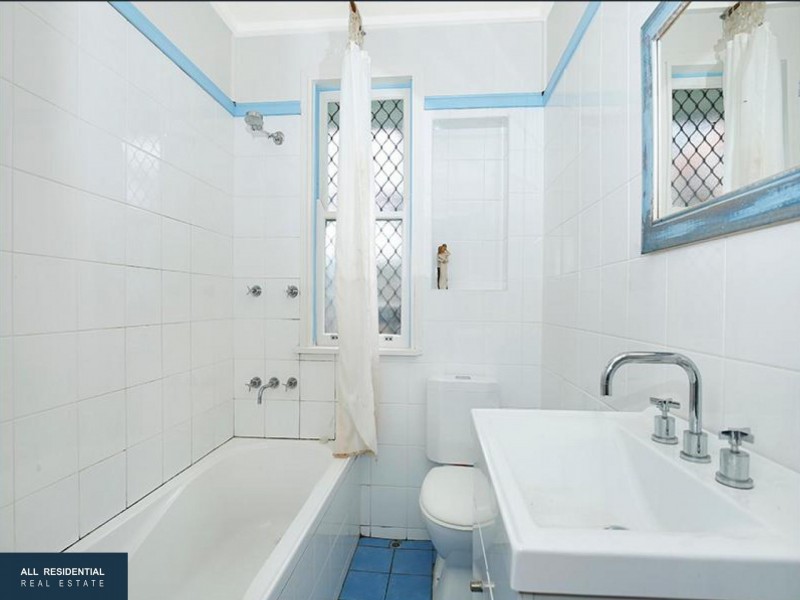 18  Devon Street, Berkeley NSW 2506