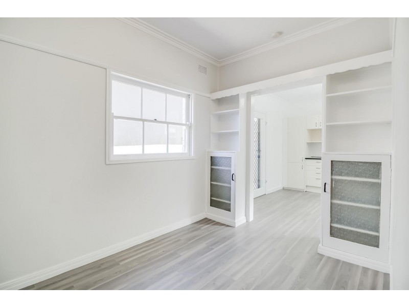 26 Mangerton Road, Wollongong NSW 2500