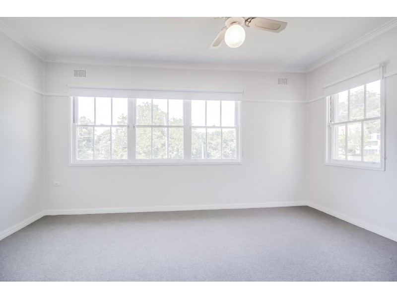 26 Mangerton Road, Wollongong NSW 2500