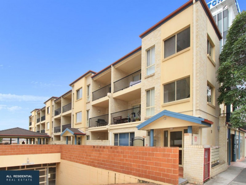 8/19 Atchison Street, Wollongong NSW 2500