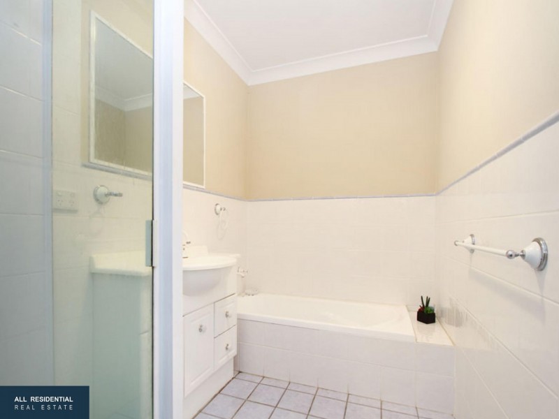 8/19 Atchison Street, Wollongong NSW 2500