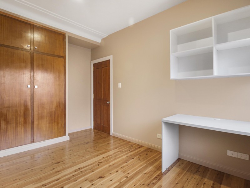 12 Robsons Road, Keiraville NSW 2500