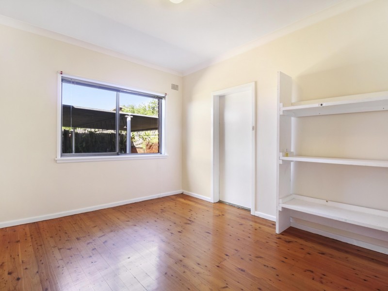 4/16 Kelvin Road, Coniston NSW 2500