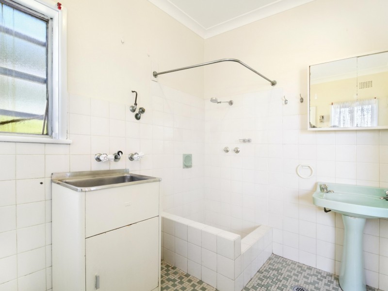 4/16 Kelvin Road, Coniston NSW 2500