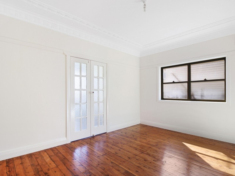 119 Gladstone Avenue, Coniston NSW 2500