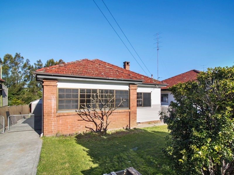 119 Gladstone Avenue, Coniston NSW 2500
