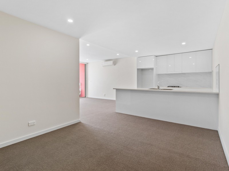 8/79 Campbell Street, Wollongong NSW 2500