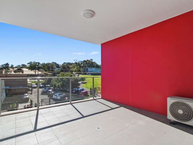 8/79 Campbell Street, Wollongong NSW 2500