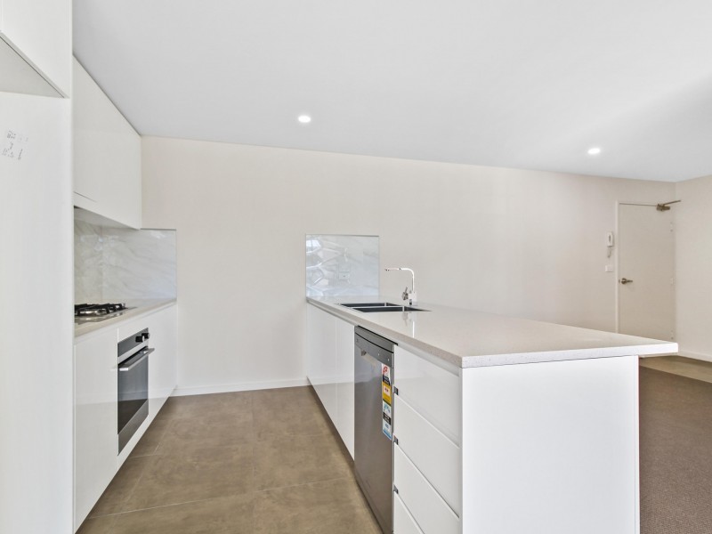 8/79 Campbell Street, Wollongong NSW 2500