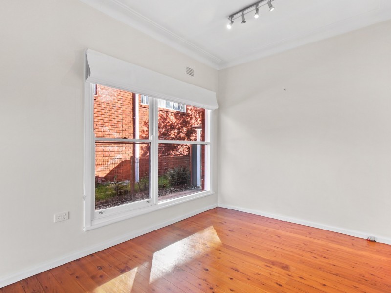 10 Andrew Avenue, Keiraville NSW 2500