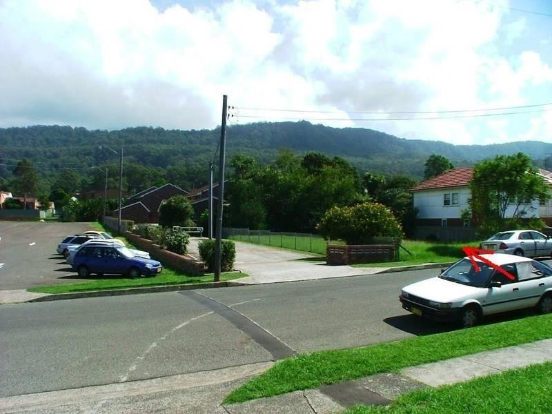 8 Ball Street, Woonona NSW 2517