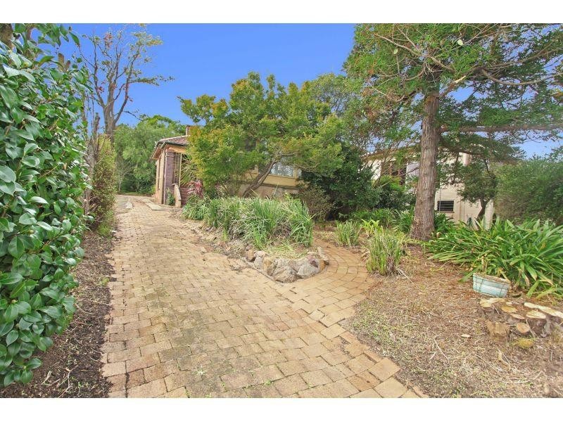 25 Dempster Street, West Wollongong NSW 2500